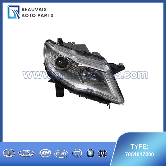 7051017200 HEAD LAMP RH（halogen）