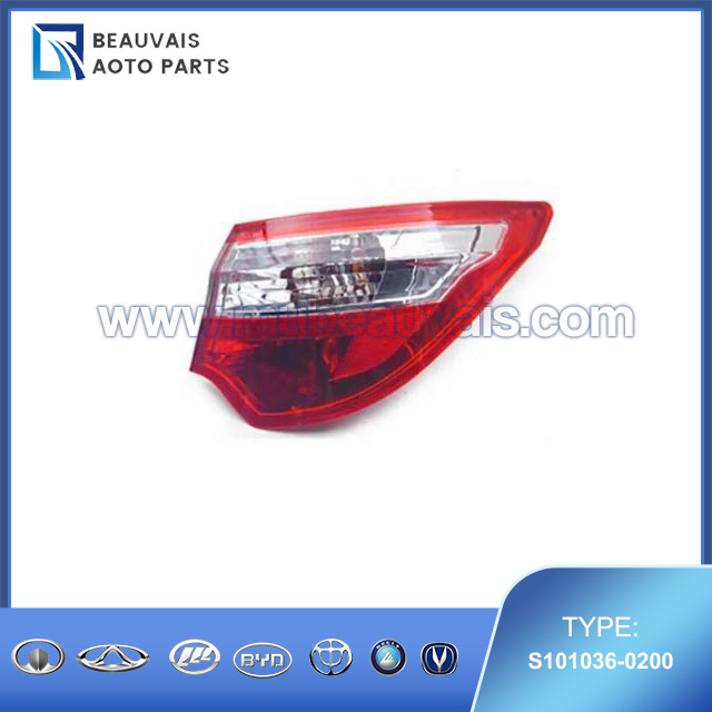 S101036-0200 Right rear taillight CS35
