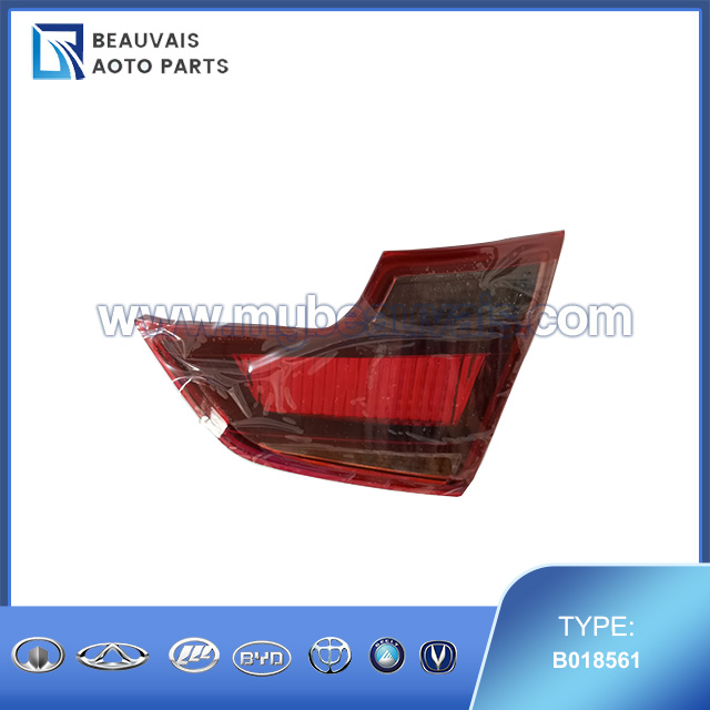 B018561 Right rear light Dongfeng E70